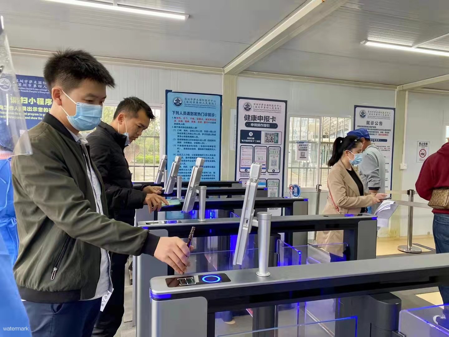 測溫健康碼防疫核驗(yàn)掃碼一體機(jī)的功能及作用？