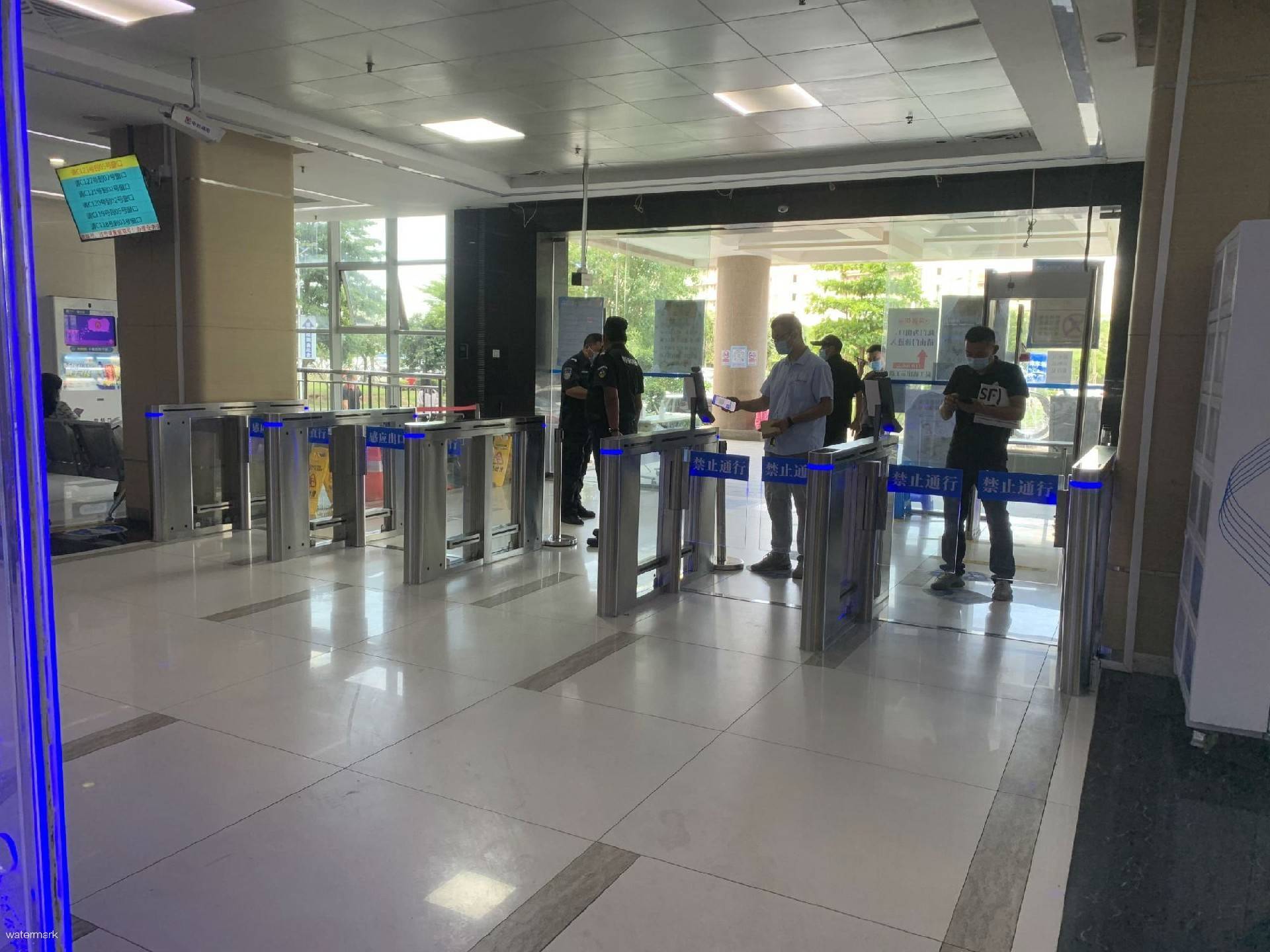 數字化防疫，醫院智能防疫閘機助力精準防疫！