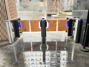 小區(qū)人臉識別人行通道閘機的寬度一般是多少？