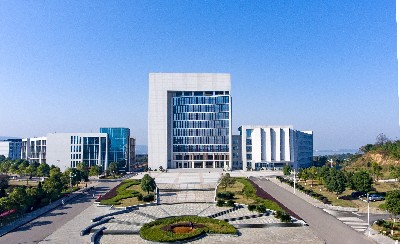 湖南理工學院南湖學院（岳陽學院）