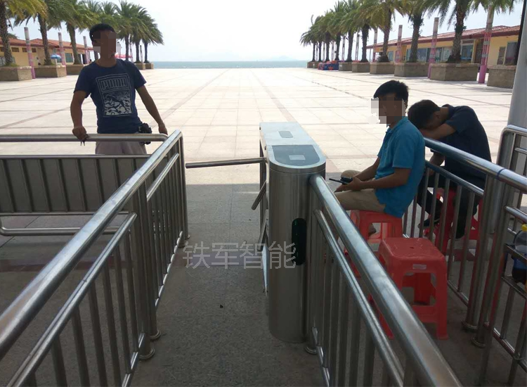 深圳玫瑰海岸-景區三輥閘速通門 深圳玫瑰海岸-景區三輥閘速通門