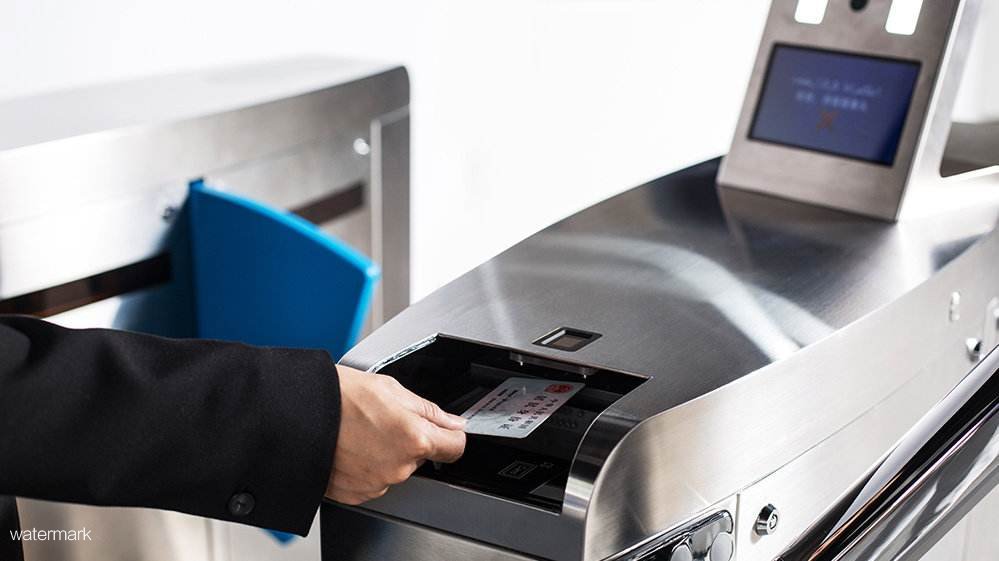 通道閘機的保養和維護技巧