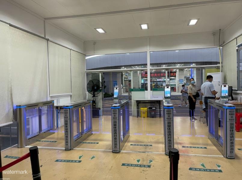 人臉識別測溫健康碼閘機的應用價值