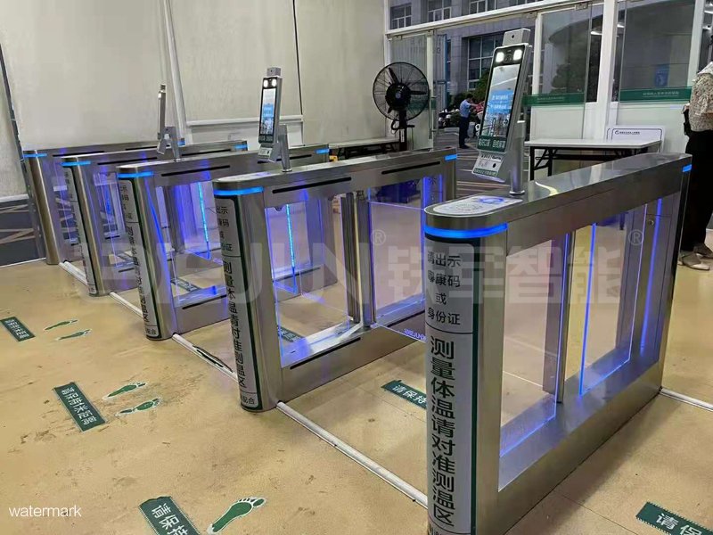 德爾塔病毒來勢洶洶，測溫人臉識別+身份證+健康碼+閘機通行一站式助力抗疫