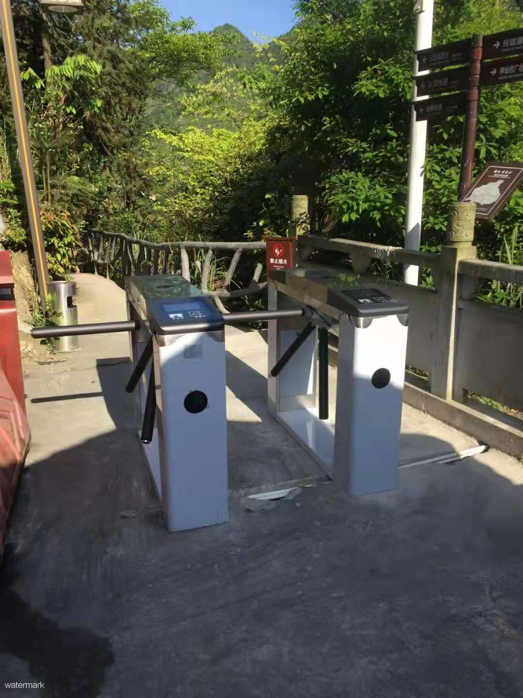 智慧景區檢票系統三輥閘門禁功能介紹