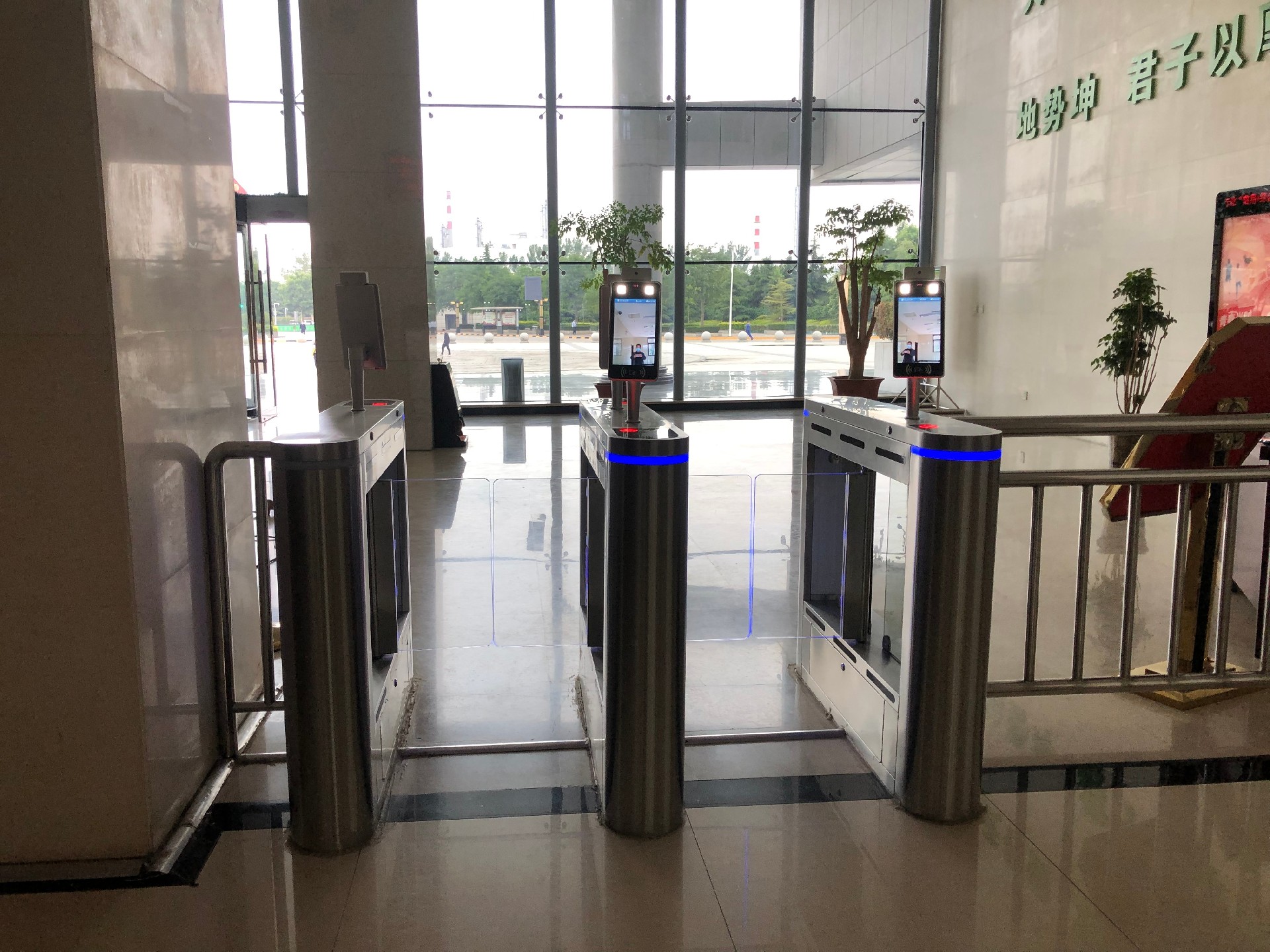 1658470585197369.jpg 1658470585197369.jpg