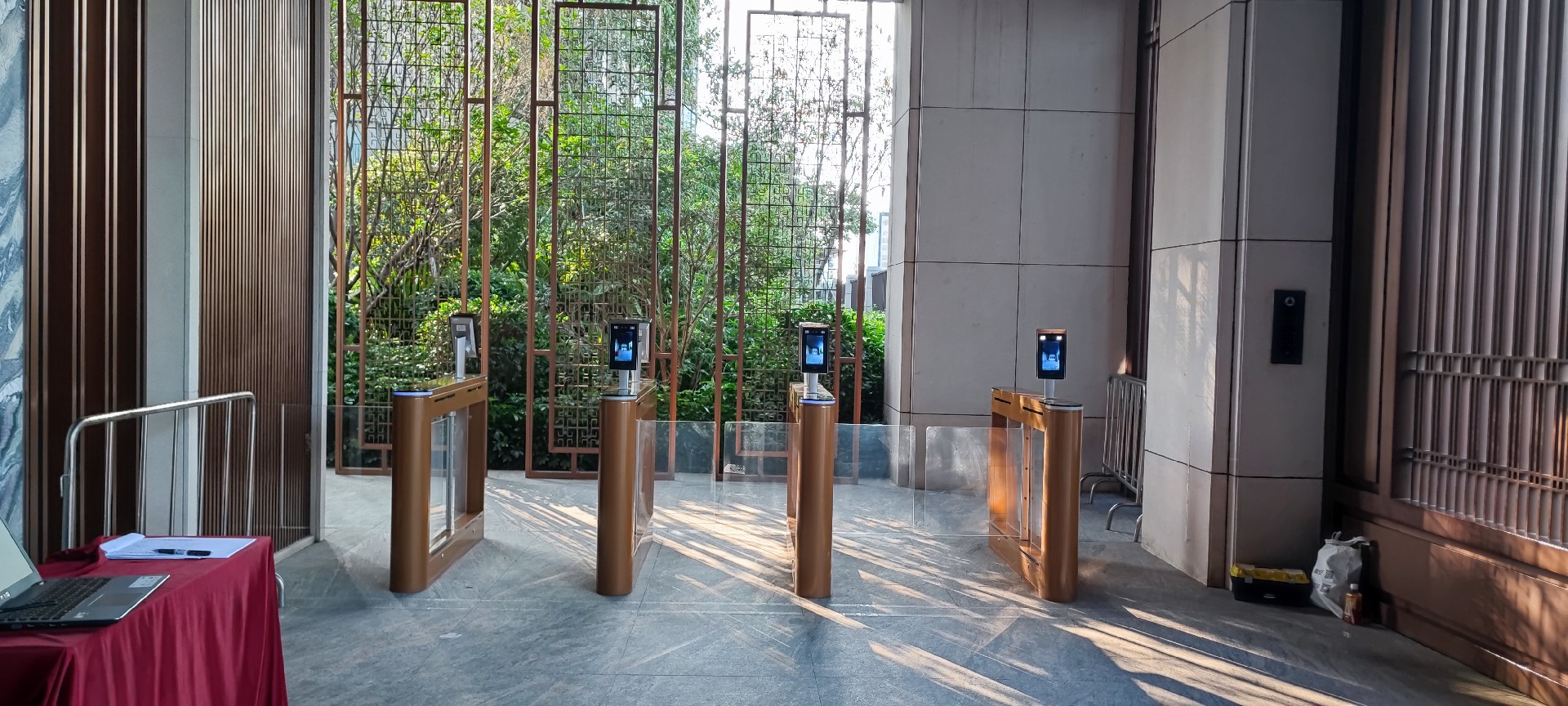 1682562105392457.jpg 1682562105392457.jpg