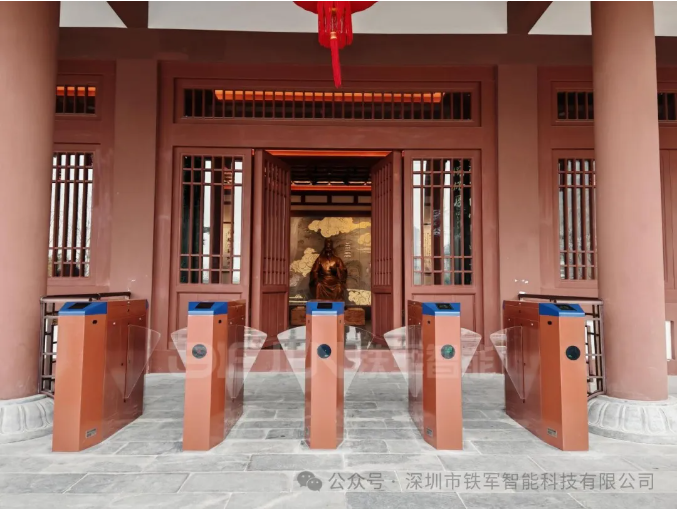 景區(qū)自助檢票人行通道閘機(jī)：提升游客體驗(yàn)與管理效率的科技應(yīng)用