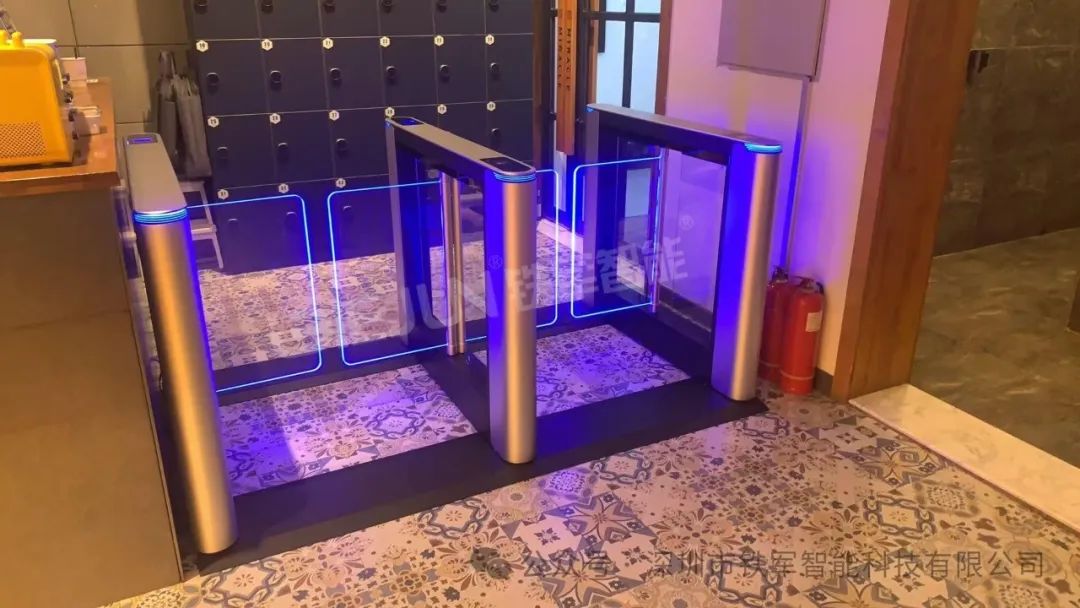 1745288158525754.jpg 2.jpg