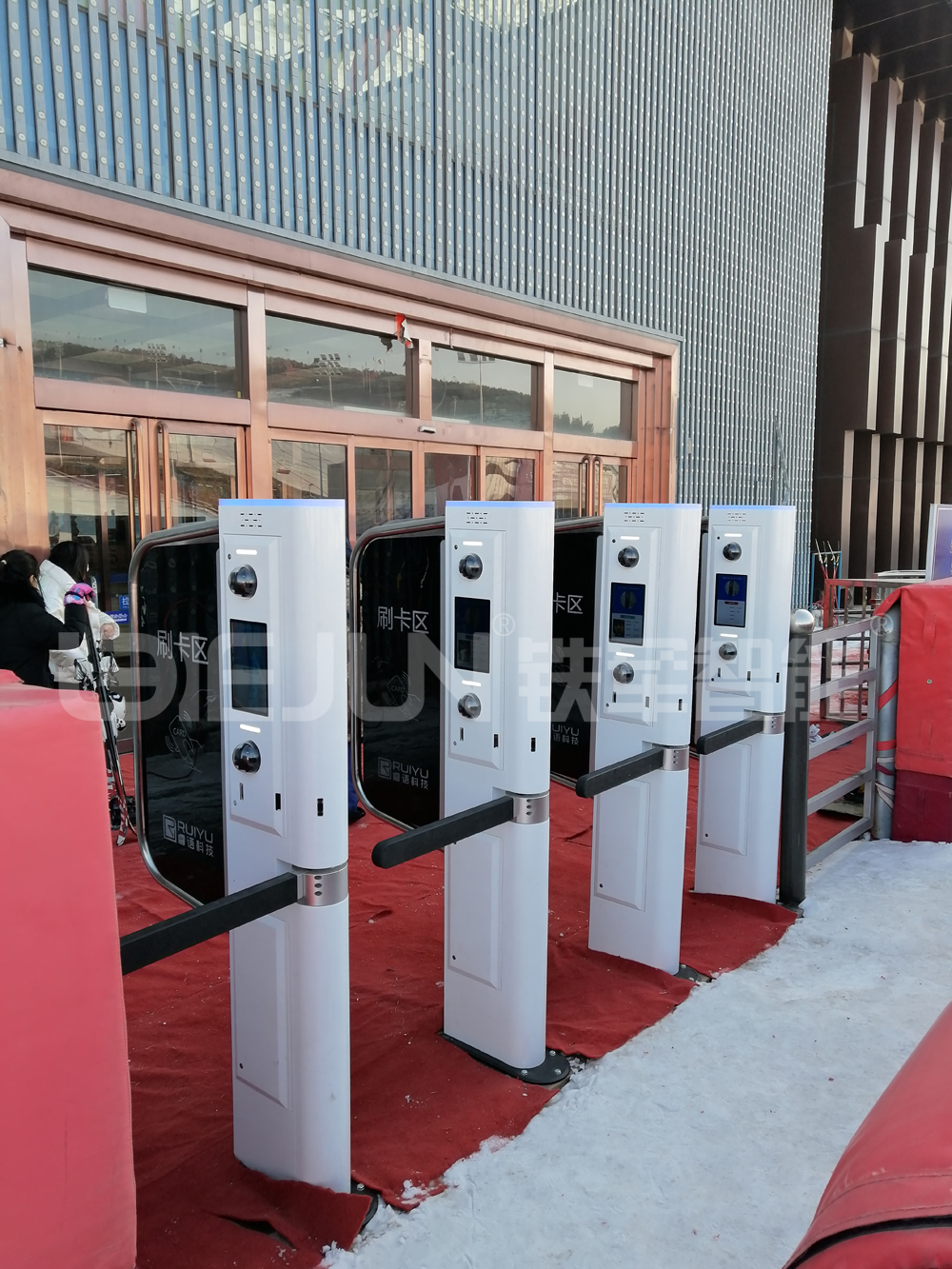 1758075789957869.jpg 2.jpg